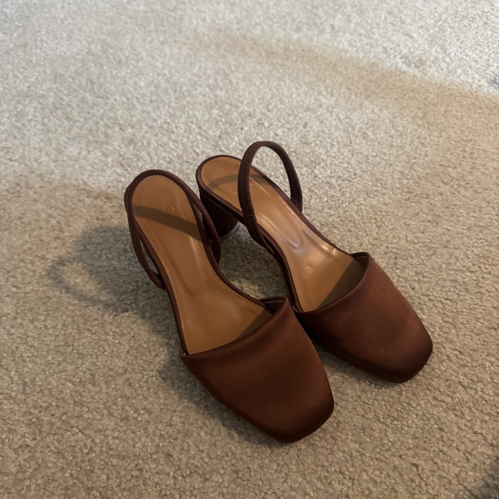 LOQ Felipa satin slingback heels (size 37) - Picture 9 of 9